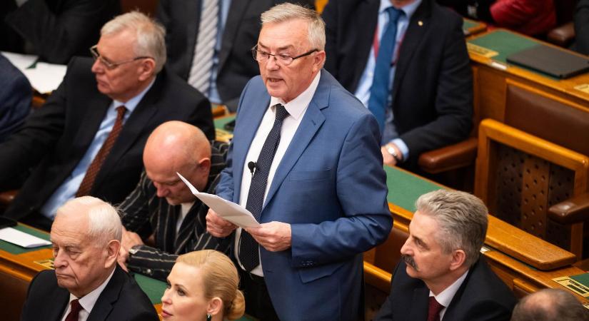 KDNP: Orbán Viktor kora miatt nem kell tartani, hogy újra miniszterelnök lesz
