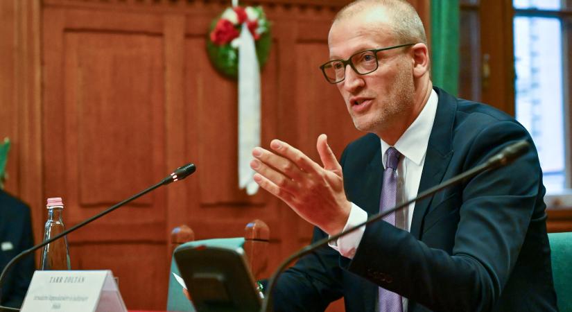 Milliárdok sorsa kérdéses! Razziázott a NAV a Nemzeti Kulturális Támogatáskezelő és a minisztérium irodáiban