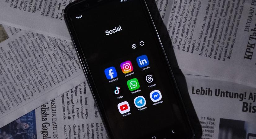 A németek kiemelnék a „megbízható” médiát a közösségi oldalakon