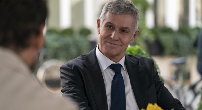 Meghalt az Emily Párizsban ALS-ben szenvedő színésze