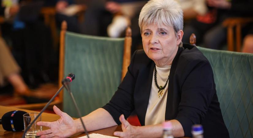 „Hülyeségekkel” többé nem menne el az idő – újabb szakszervezet képviselőjével ült le az oktatási miniszter