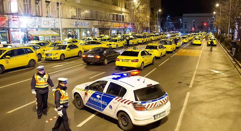 A taxisok bejelentése miatt forr Budapest: jöhet a teljes közlekedési összeomlás