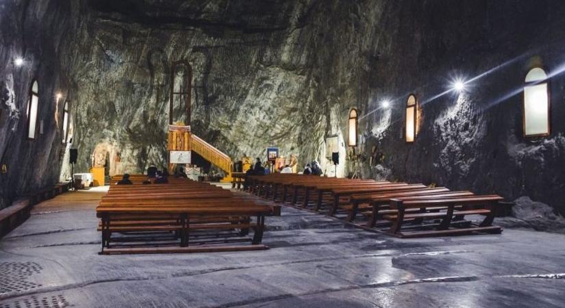 "Jó sokat kell álljak, mire két ember elmegyen" - kilátástalan helyzetben Parajd egy évvel a katasztrófa után