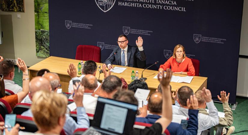 Új szakrendelések, útépítés és sportesemények – Erről döntött Hargita Megye Tanácsa