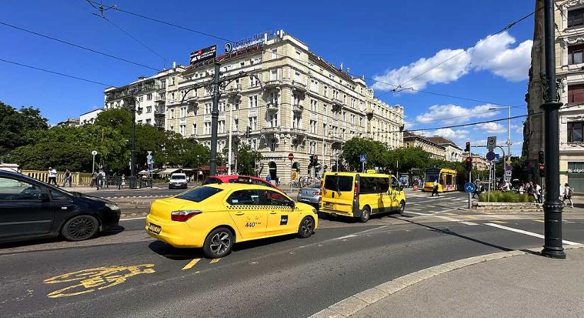 Elégedetlenek a budapesti taxisok, a Bajnokok Ligája döntőjének hétvégéjén blokád alá vennék a várost