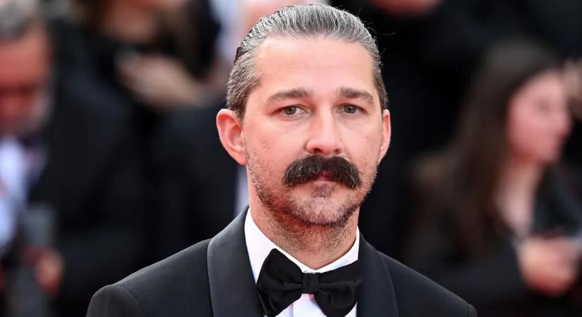 Shia LaBeouf-nak vége! Hivatalosan is vádat emeltek a megőrült szupersztár ellen