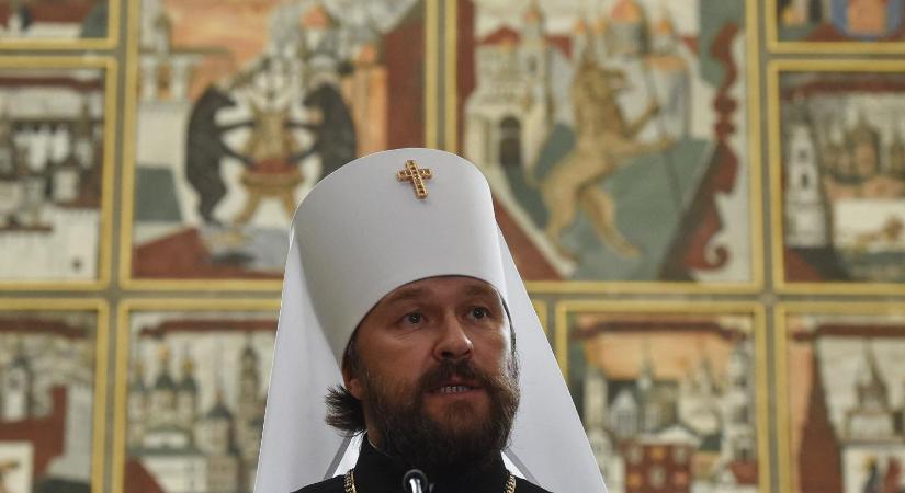 Hilarion metropolita azt állítja, a csehországi cellájában állandóan mozognia kellett, nehogy megfagyjon