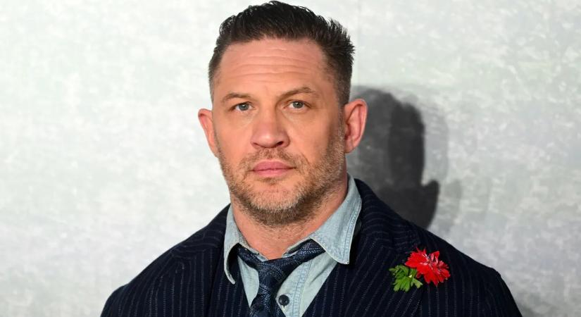 Tom Hardy önpusztító múltja visszatérni látszik – Kirúgták a Gengsztervilágból