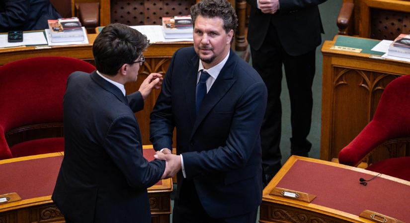 Több színházi előadás is Nagy Ervin nélkül folytatódik