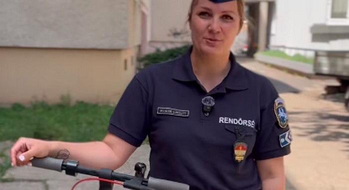 Debreceni rendőrnő üzen kedvesen a rollereseknek