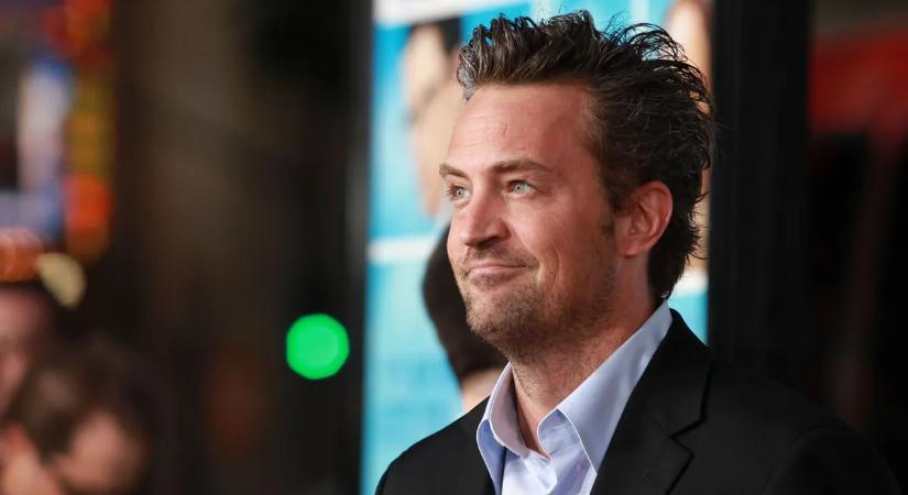 Hagyta meghalni? Matthew Perry testvérei durva vádakkal illették a színész asszisztensét