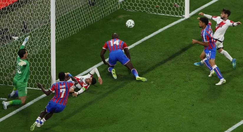 Kapuba kotort kipattanóval nyerte a Konferencia Ligát a Crystal Palace