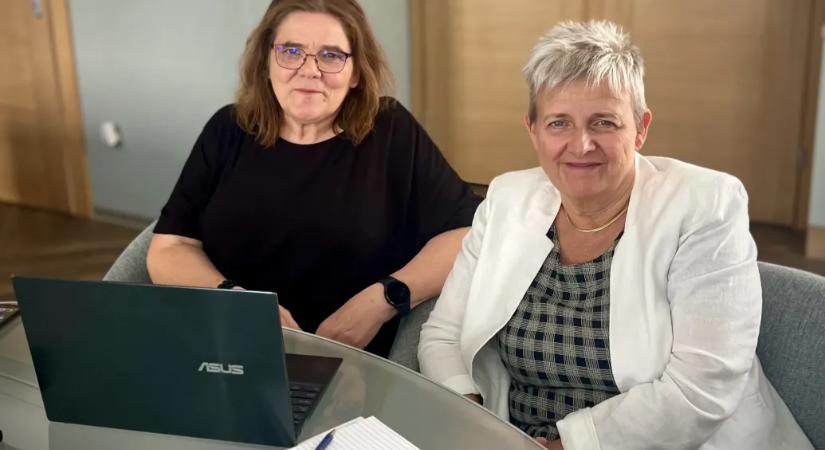 A pedagógusok és diákok terheinek csökkentéséről is egyeztetett Lannert Judit a PDSZ ügyvivőjével