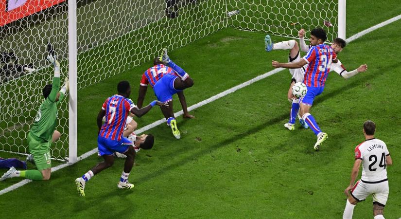 Kipattanóból szerzett góllal nyerte meg a Konferencia-ligát a Crystal Palace