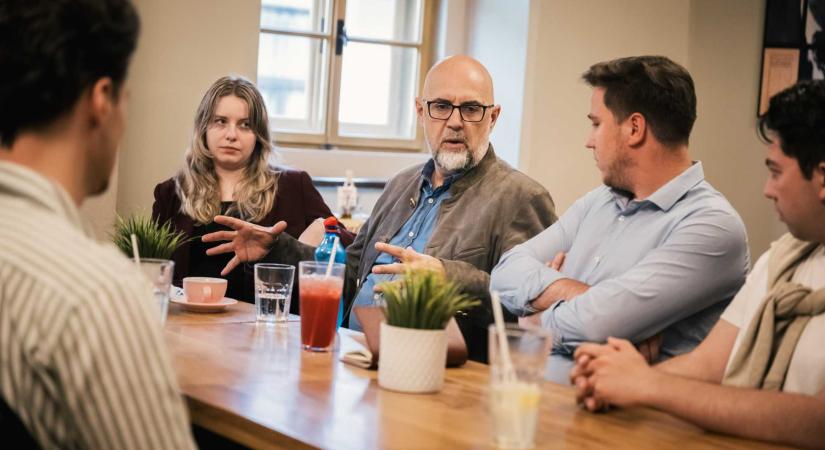 Kelemen Hunor: „Bátor mondatok hangzottak el egy ötödikes diáktól”