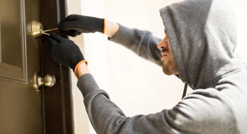 A legtöbb ember ugyanoda rejti a pénzét – a tolvajok is ezt keresik