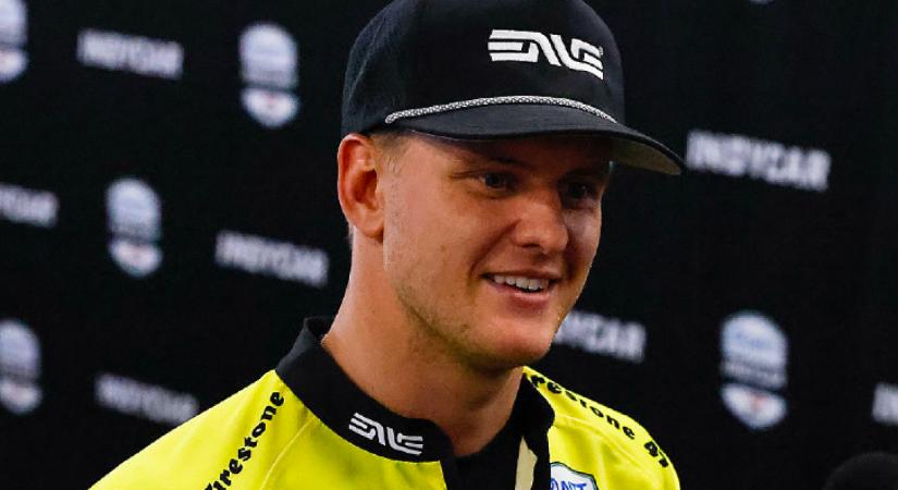 Hivatalos: Újra szerelmes Michael Schumacher fia! Ez a gyönyörű nő rabolta el Mick szívét