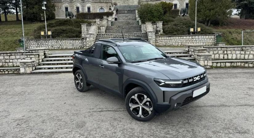 Ez nem vicc: ilyen Dacia Dustert még nem láttak