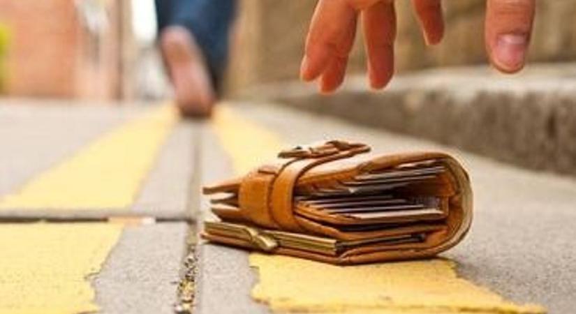 Talált pénztárcából lopta el a pénzt, vádat emeltek ellene