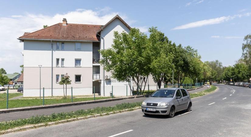 Újabb járdaszakasz újult meg Zalaegerszegen: ezzel megszűnt a balesetveszély
