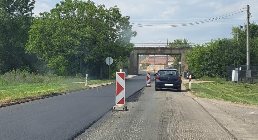 Megkezdődött az I/76-os út hét kilométeres szakaszának felújítása Párkány és Kőhídgyarmat között