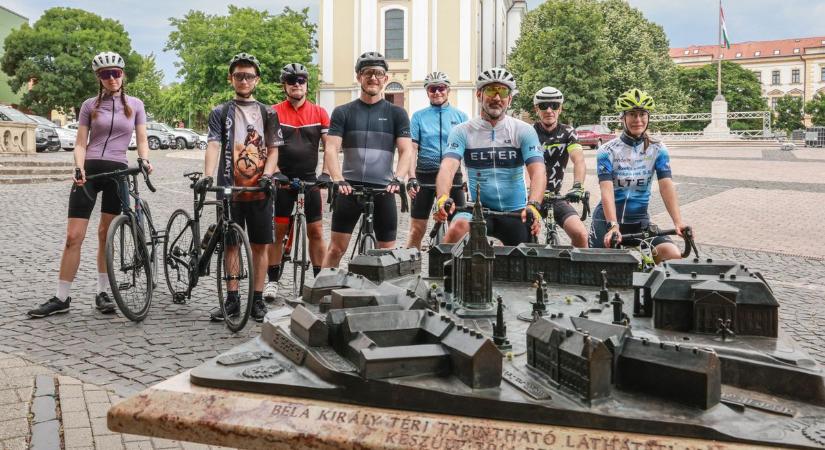 Szerdai bringás rajt Szekszárdon: 50 kilométeres közösségi országúti tekerés indult