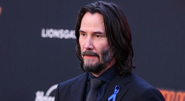 Keanu Reeves „kegyelmet és irgalmat” kért a Netflixet megkopasztó rendezőnek