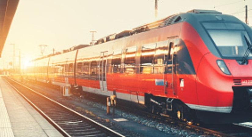 Háromszázan utaztak az InterCity-n, mely halálra gázolt egy embert a szolnoki vonalon