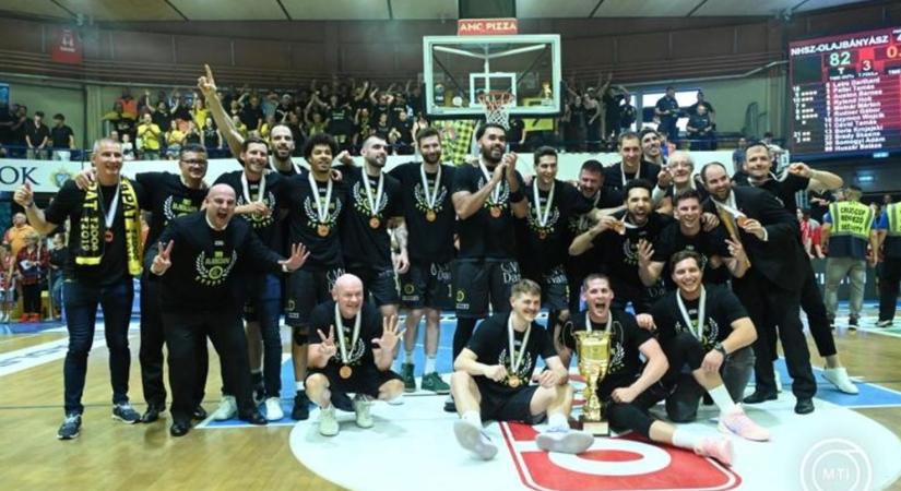 Pénteken a szombathelyi Fő téren ünneplik meg a Falco hetedik bajnoki címét