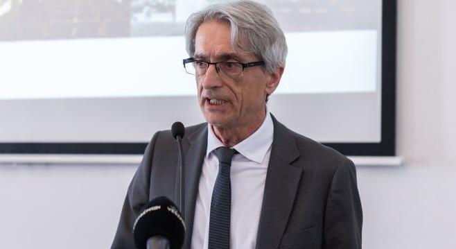 Pósfai Mihály (MTA): Mindent meg lehet beszélni