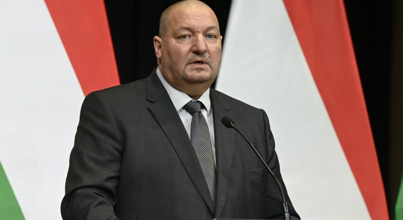 „Szabad elvonulás” – lemond Németh Szilárd