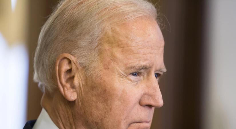 Pert indít Joe Biden, hogy ne hozzák nyilvánosságra az egyik magánbeszélgetését