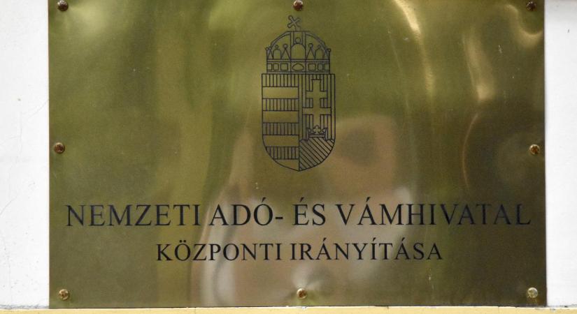 A NAV megerősítette, razziáztak az NKA-ügyben