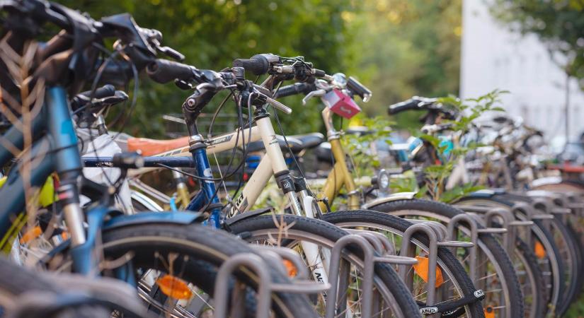 Milliókért forgatta a lopott bringákat a magyar kereskedő
