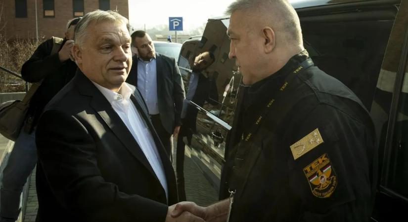 Orbán Viktor köszönetet mondott a menesztett TEK-vezérnek