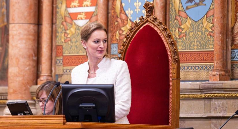 A képviselők hétfőn már vitáznak fizetésük csökkentéséről