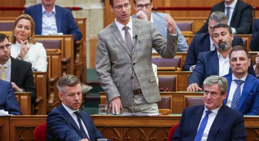 A Fidesz megszavazza a képviselők fizetésének csökkentését