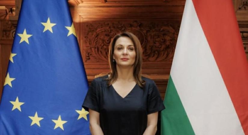 Asztalra csapott a miniszter, súlyos üzenetet küldött Sára Botondnak