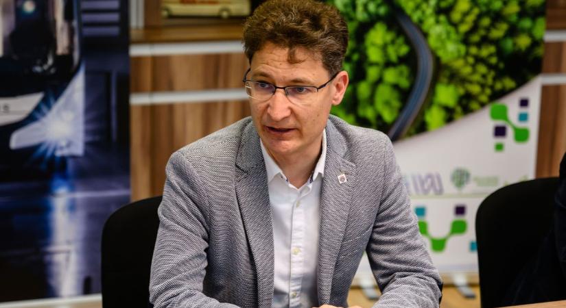 Cser-Palkovics András: Hát akkor legyen kevesebb politika a magyar sportban
