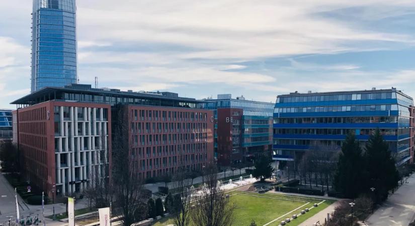 Több helyszínen is razziáztak a nyomozók az MNB-ügyben