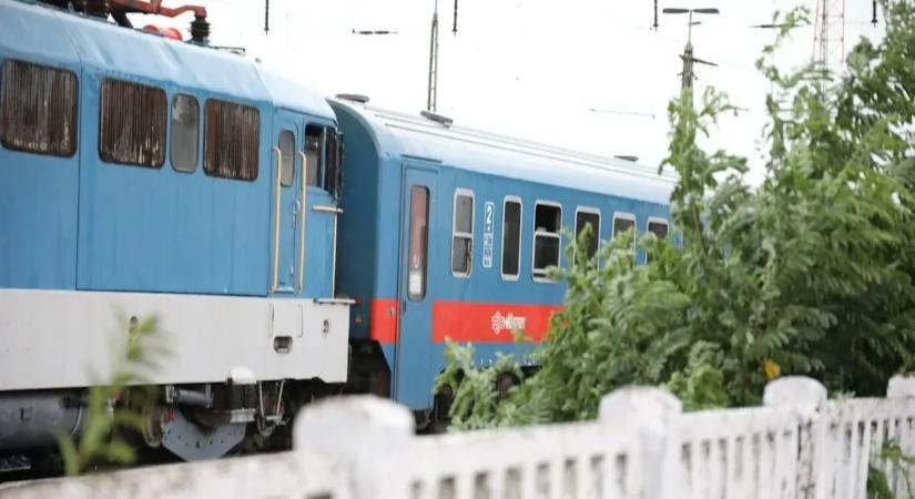 Döbbenetes: több centis szilánkot találtak a HÉV ülésében