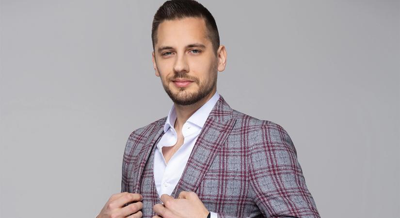 Apukaként száll harcba az Exek csatájában Esztergályos Patrik