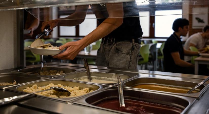 Kevesebb kidobott étel, önállóbb gyerekek – hogy működnek a szabadszedéses menzák, és mennyire váltak be?