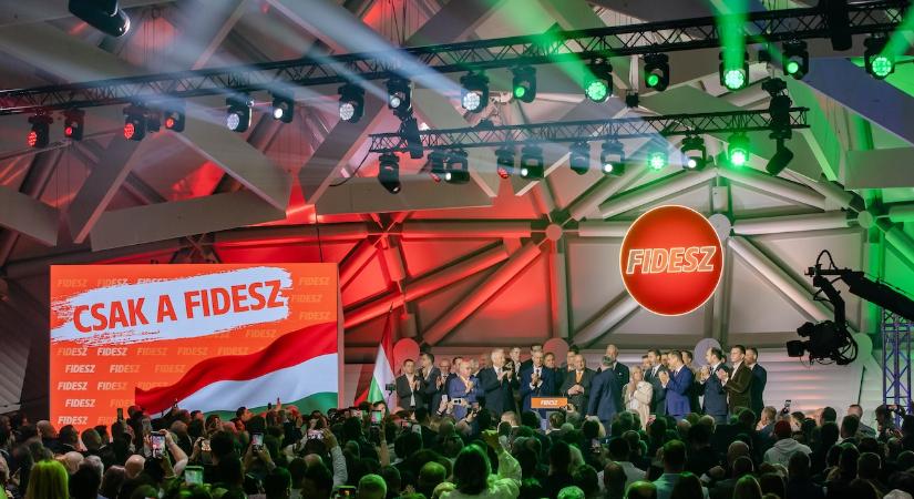 Őszre újjáépül a politikai otthonunk