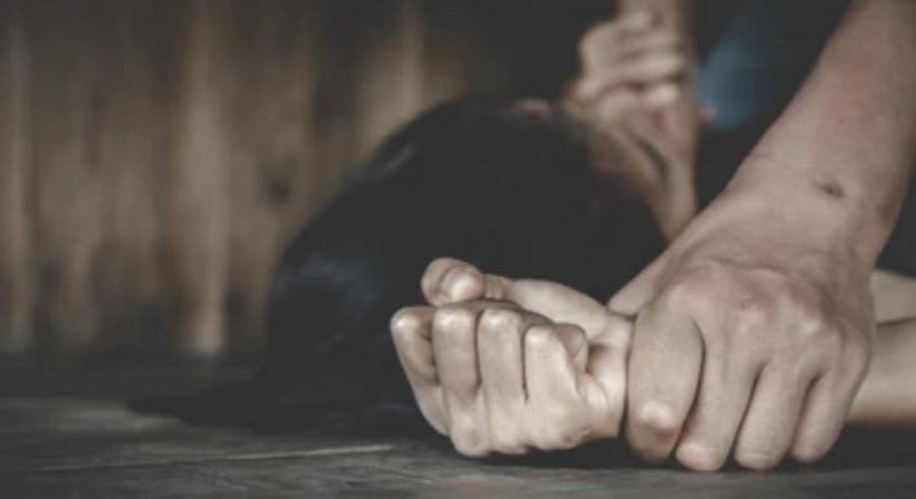Rendőr őrnagy akart megerőszakolni egy 14 éves lányt Zaporizzsjában, még a helyszínen őrizetbe vették