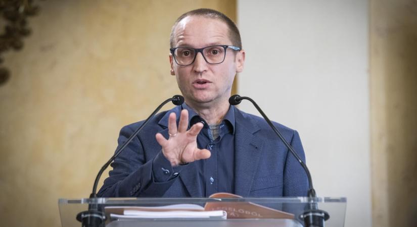 Demeter Szilárd elismerte, hogy a közmédiában volt cenzúra, e-maileken érkezett a zenei ukáz