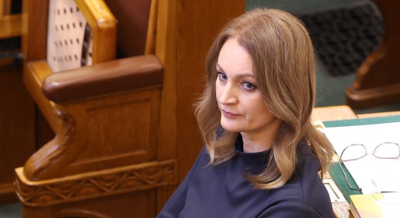 Ezt mondta a Magyar-Gulyás összecsapás után a házelnök, kritikával illette a képviselőket Forsthoffer Ágnes