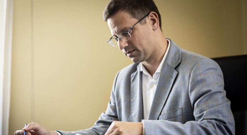 Kezdődik a spórolás: a Fidesz is megszavazza a Tisza Párt javaslatát