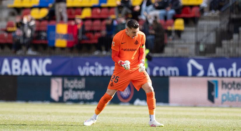 Már nem játszhat klubjában a Barca magyar légiósa, de lehet egy csavar az ügyben