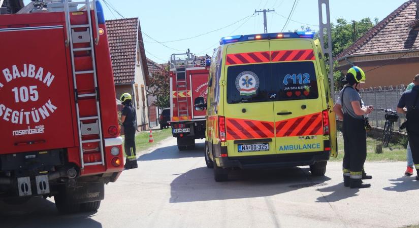 Elsőbbségadás táblának nyomott egy autót a szabálytalan sofőr, egy gyermek is megsérült  fotók
